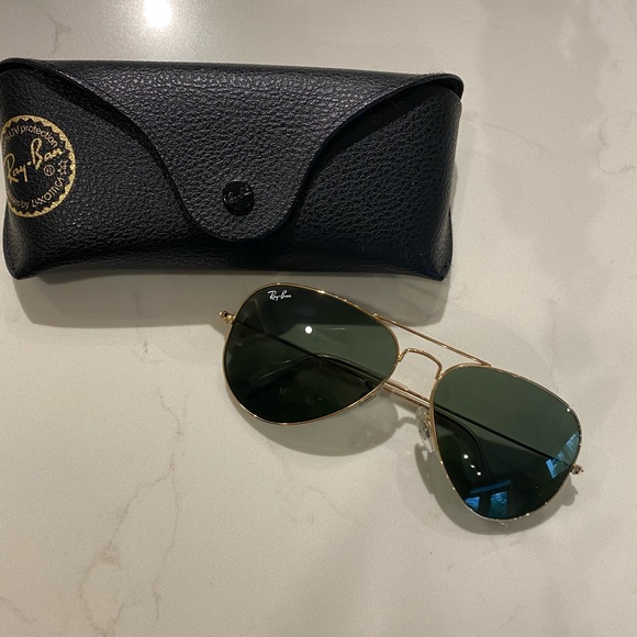 Classic Rayban Aviators - Size 58, Gold/Grey - Picture 2 of 4